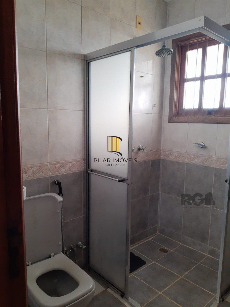 Sítio 4 dormitórios no bairro Fiuza