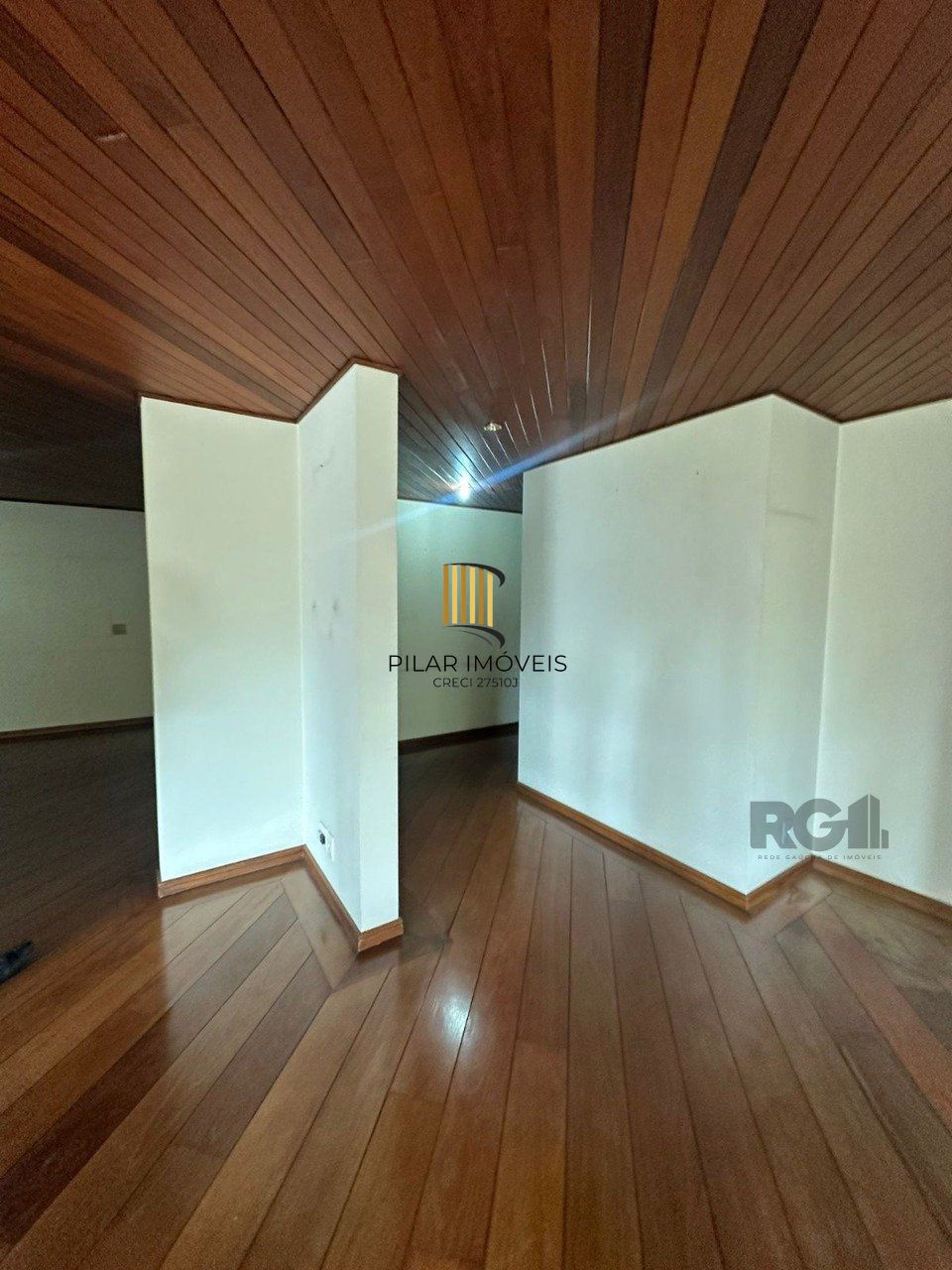 Apartamento de 3 quartos, suíte e 3 vagas de garagem no bairro Bela Vista