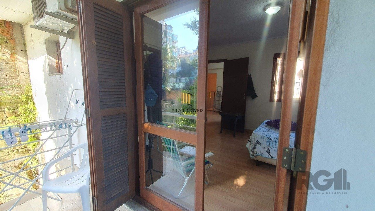 Casa 3 dormitórios no bairro Bom Jesus