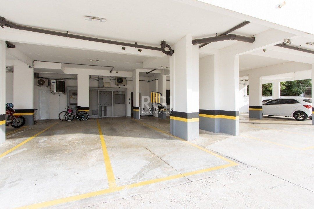 Apartamento 2 dormitórios no bairro Tristeza