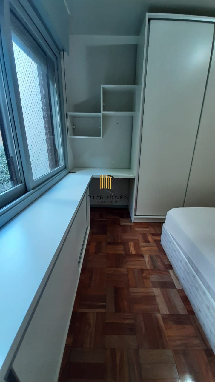 Apartamento 1 dormitório de frente na Lima e Silva próximo à André da Rocha