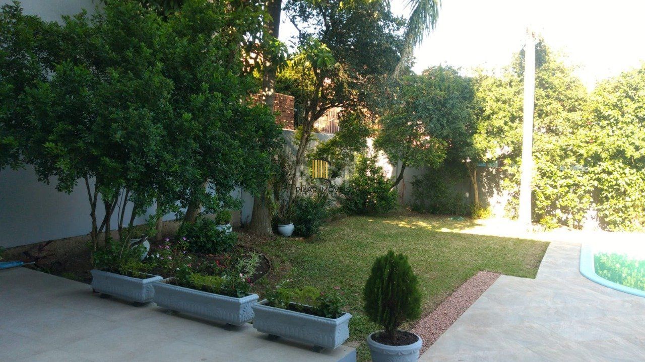Casa para Venda - 204.81m², 4 dormitórios, sendo 1 suites, 2 vagas - Cristal