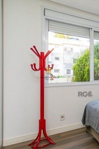 Apartamento 2 dormitórios, sendo 1 suíte, 83 m² de área privativa e 2 vaga(s) de garagem. Localizado na Rua/Av. Mario Guedes de Oliveira, no bairro Bom Fim em Porto Alegre.	
