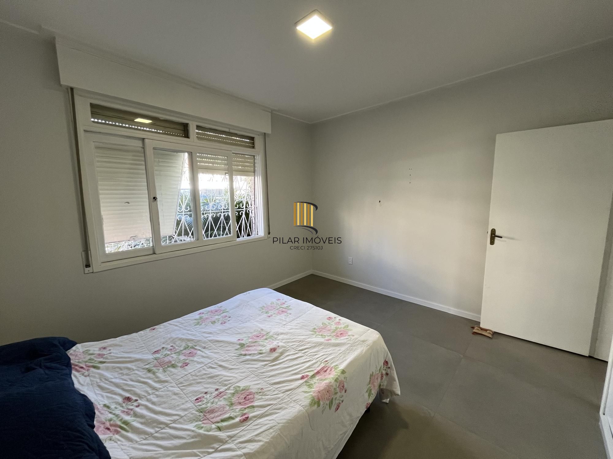 Apartamento térreo de dois quartos no bairro Farroupilha