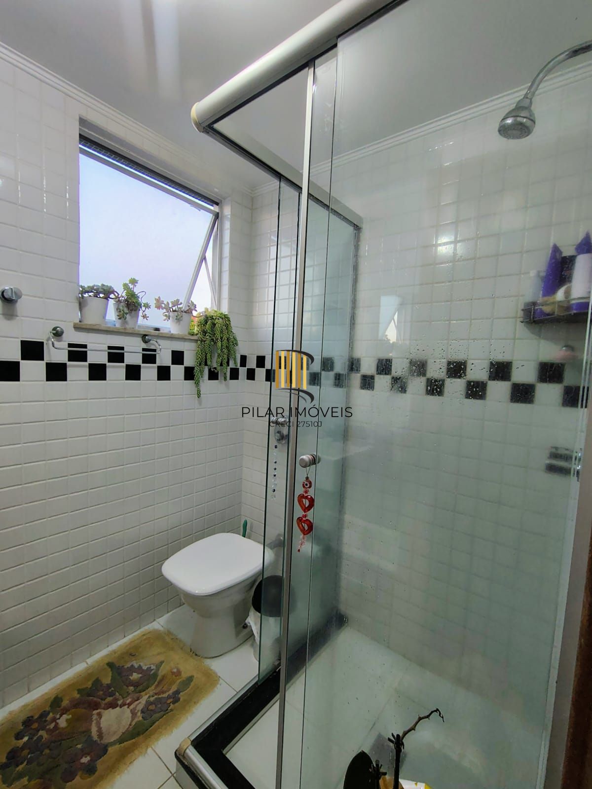 Cobertura 3 dormitórios sendo um suíte na cobertura