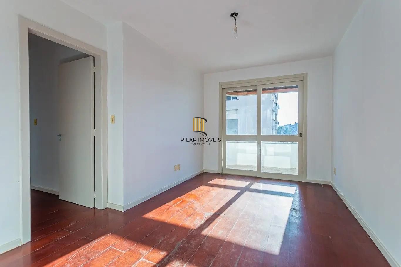 Apartamento de 2 quartos, 76m² privativos e 1 vaga de garagem junto ao Carrefour