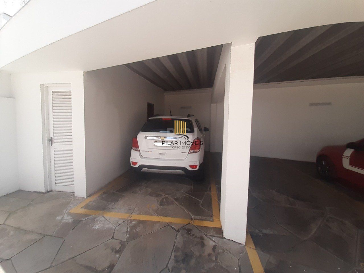 Cobertura para Venda - 281.25m², 3 dormitórios, sendo 1 suites, 2 vagas - Cristo Redentor