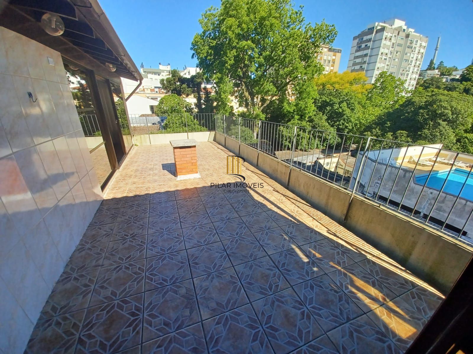 Cobertura 2 dormitórios no bairro Menino Deus