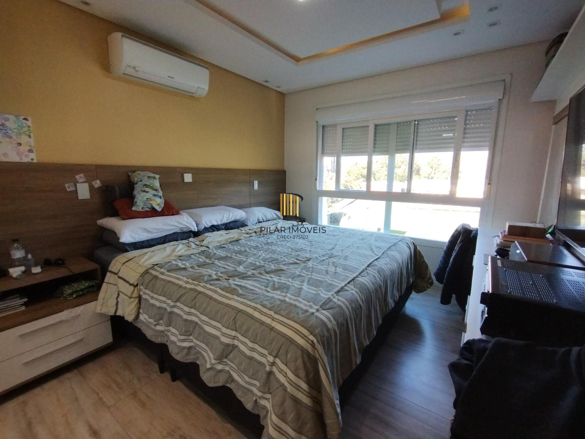 Apartamento 3 dormitórios no bairro Menino Deus