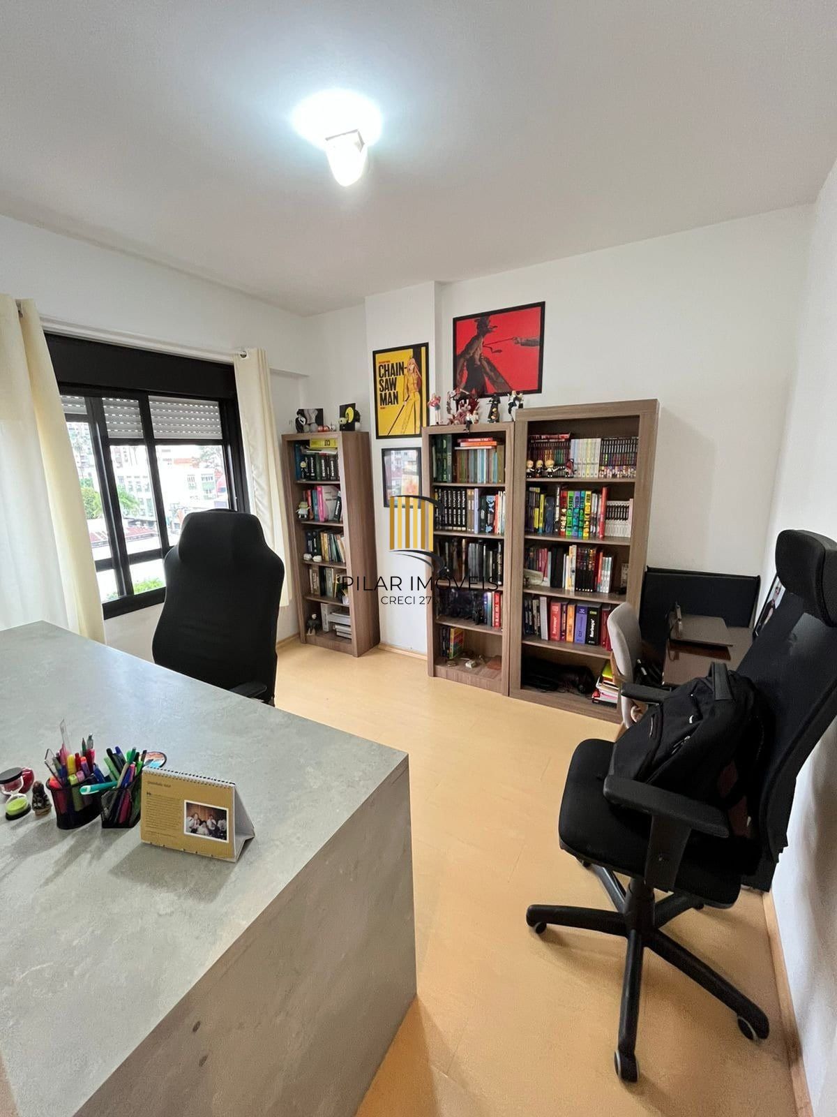 Apartamento de 2 quartos e 1 vaga de garagem no bairro Menino Deus Porto Alegre