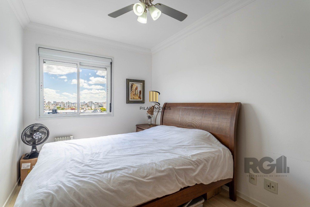   Apartamento de um quarto (dormitório) e uma vaga de garagem no bairro Jardim Botânico em Porto Alegre. 