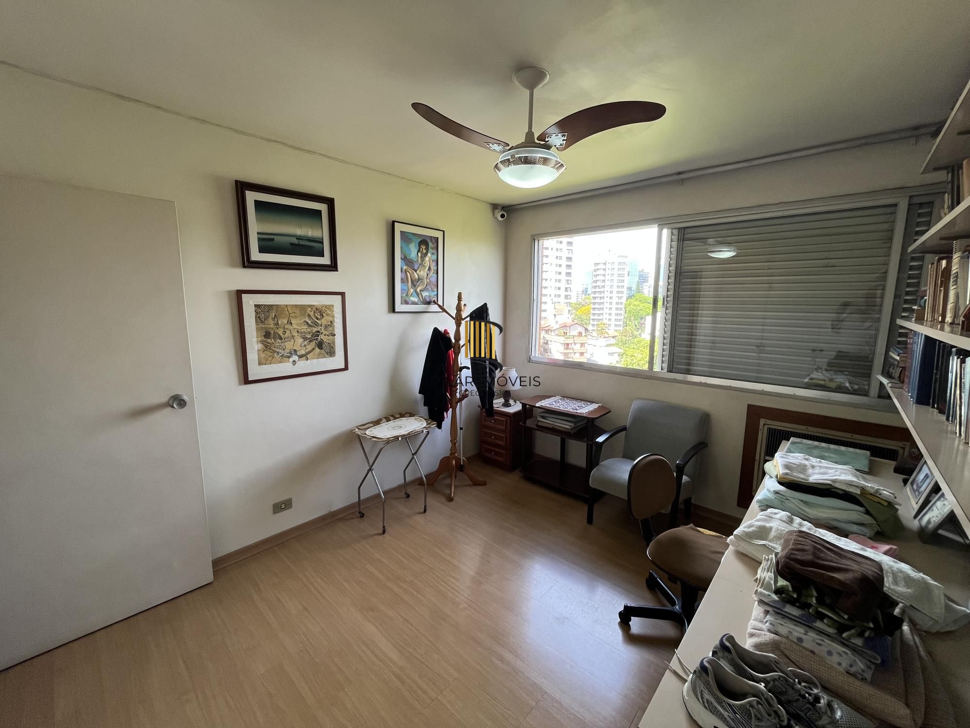Apartamento de 3 quartos, suíte, dependência de empregada e 2 vagas Bela Vista