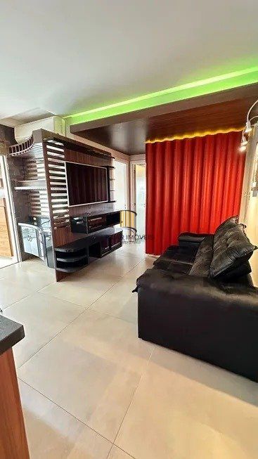 Apartamento 2 dormitórios, sendo 1 suíte, 77 m² de área privativa e 2 vaga(s) de garagem. Localizado na Rua Mario Antunes da Cunha, no bairro Petrópolis em Porto Alegre.