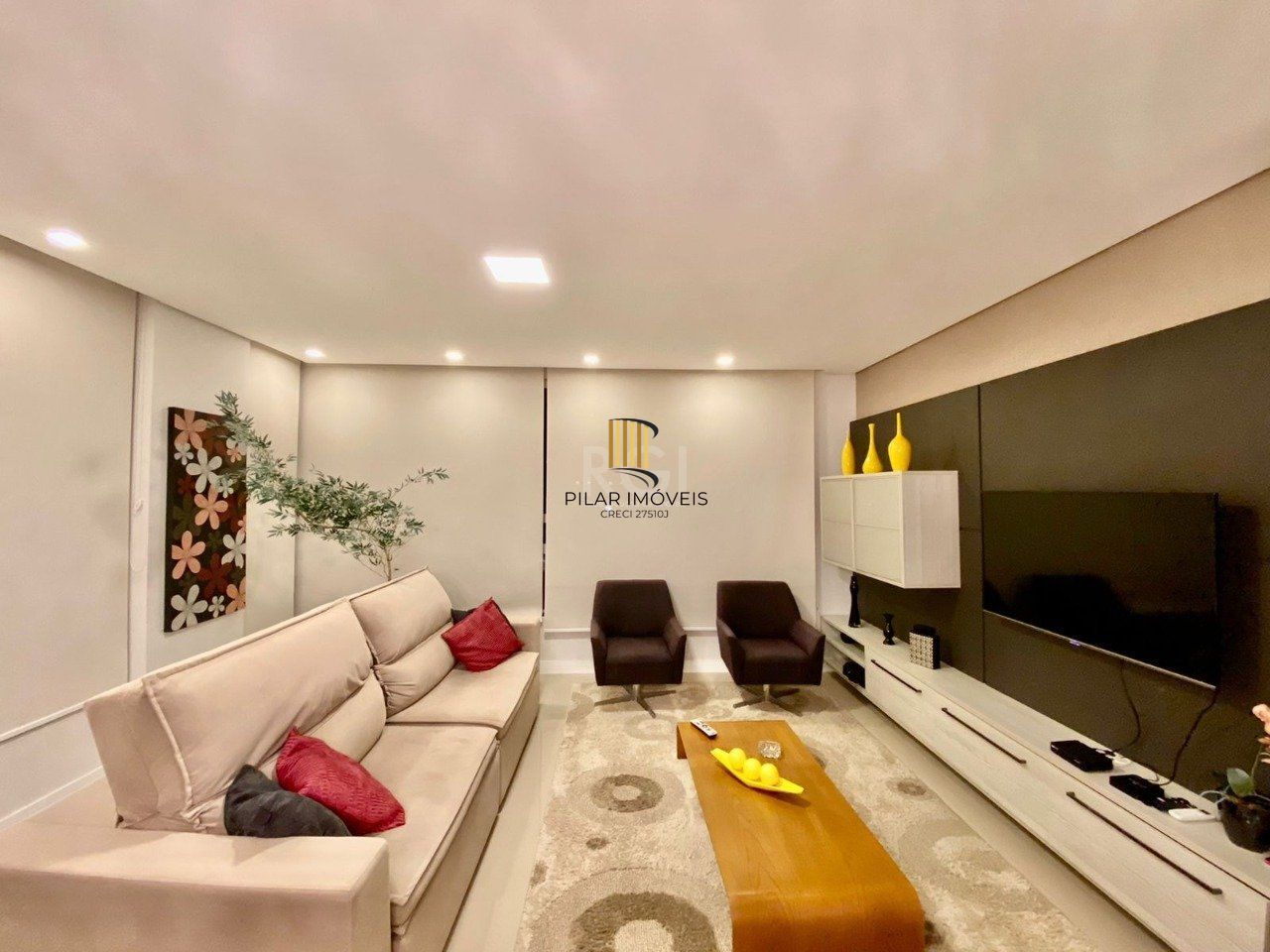 Apartamento para Venda - 140m², 3 dormitórios, sendo 2 suites, 2 vagas - Centro
