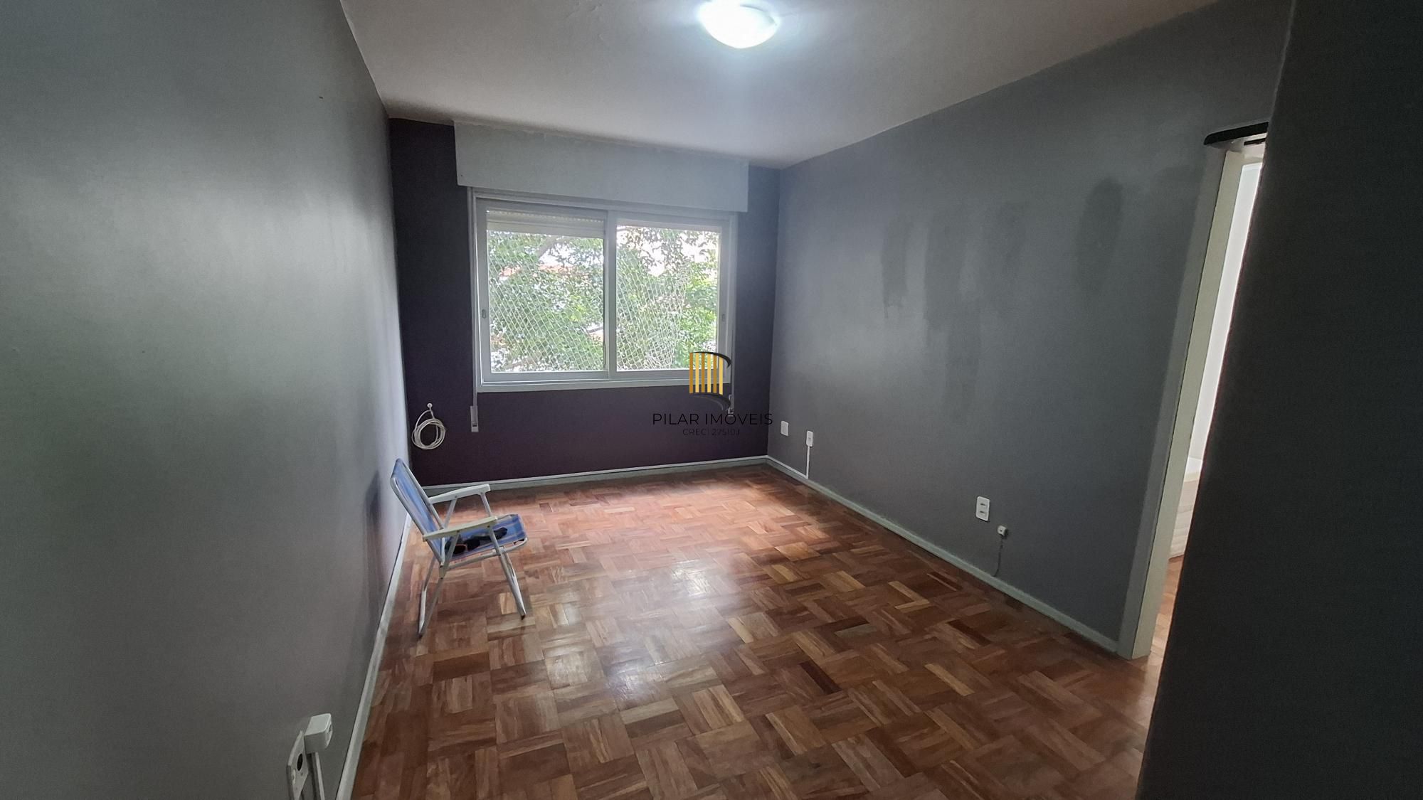 Apartamento 1 dormitório de frente na Lima e Silva próximo à André da Rocha