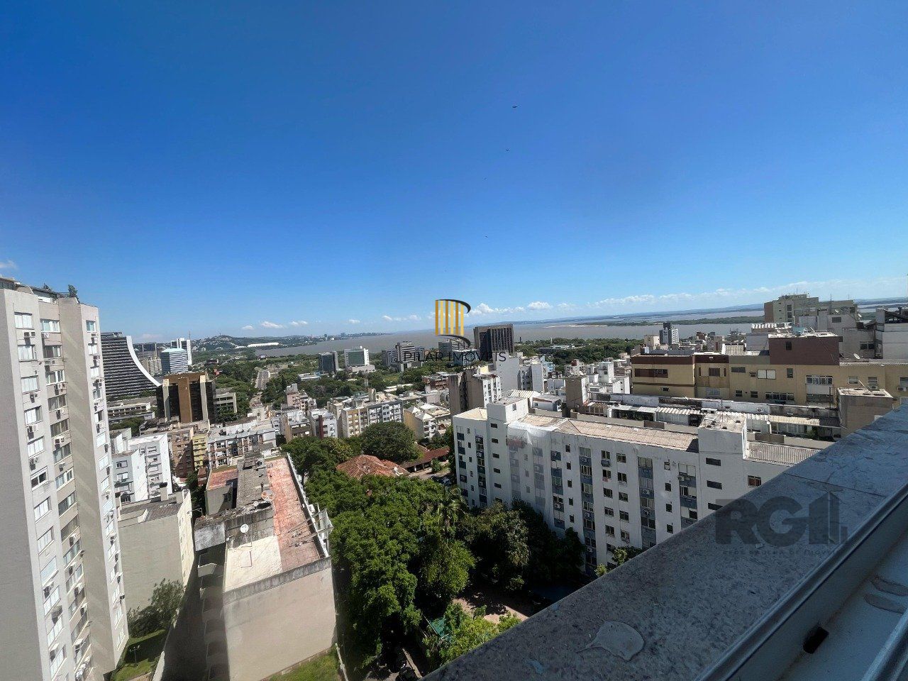 Apartamento 3 dormitórios no bairro Centro