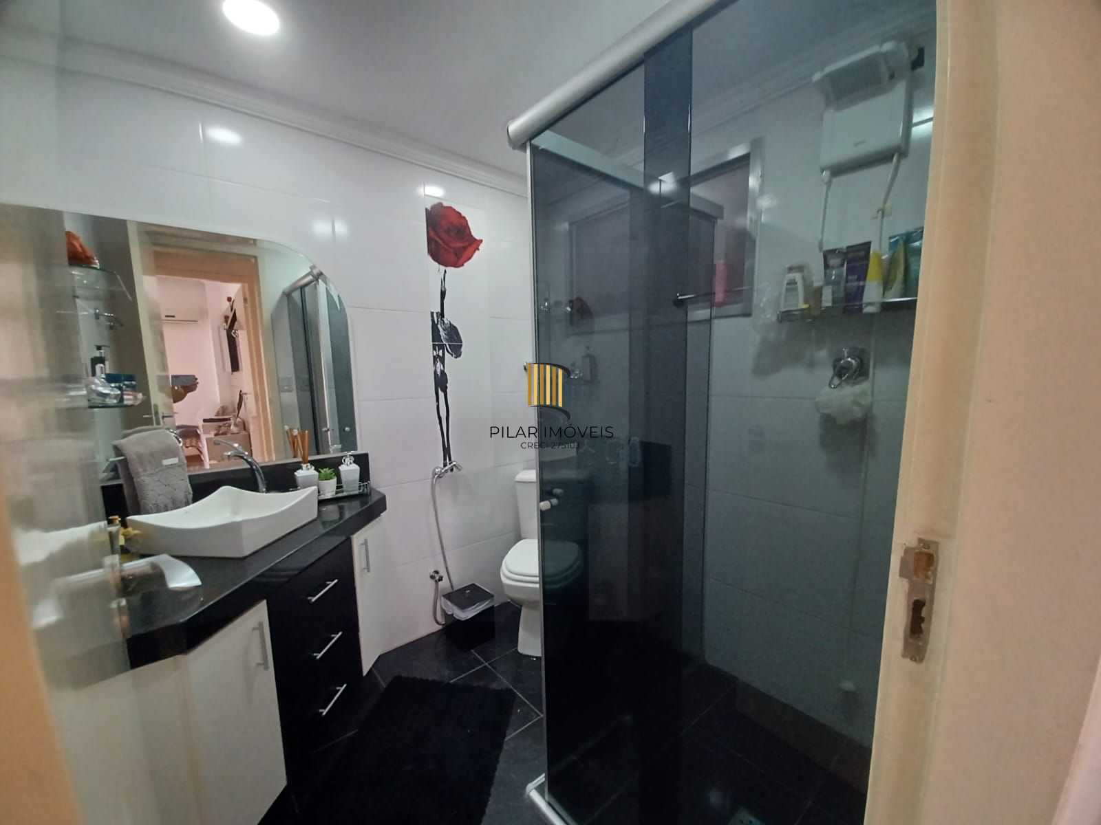 Apartamento 2 dormitórios no bairro Menino Deus