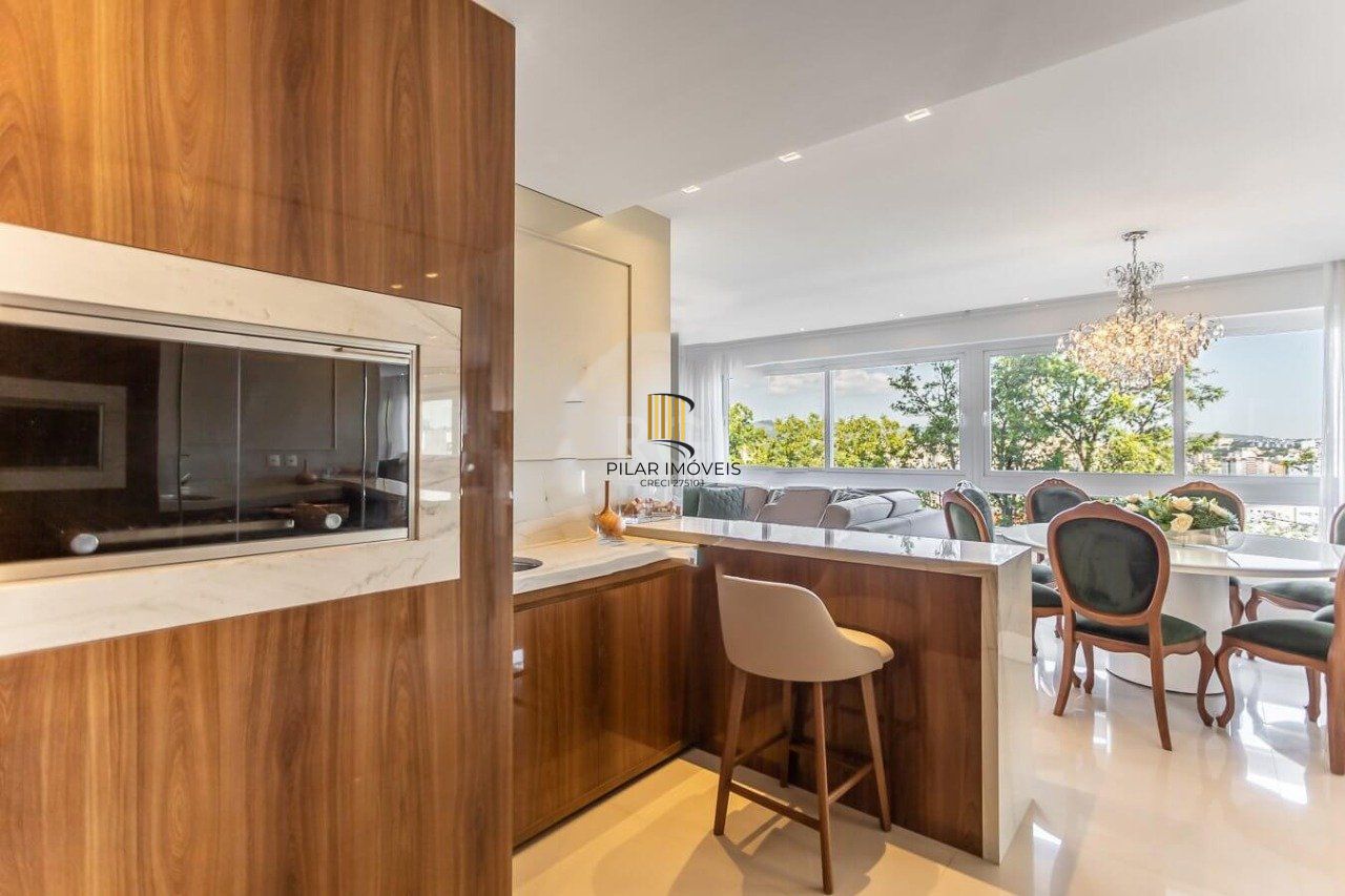 Apartamento para Venda - 207.67m², 3 dormitórios, sendo 3 suites, 3 vagas - Rio Branco