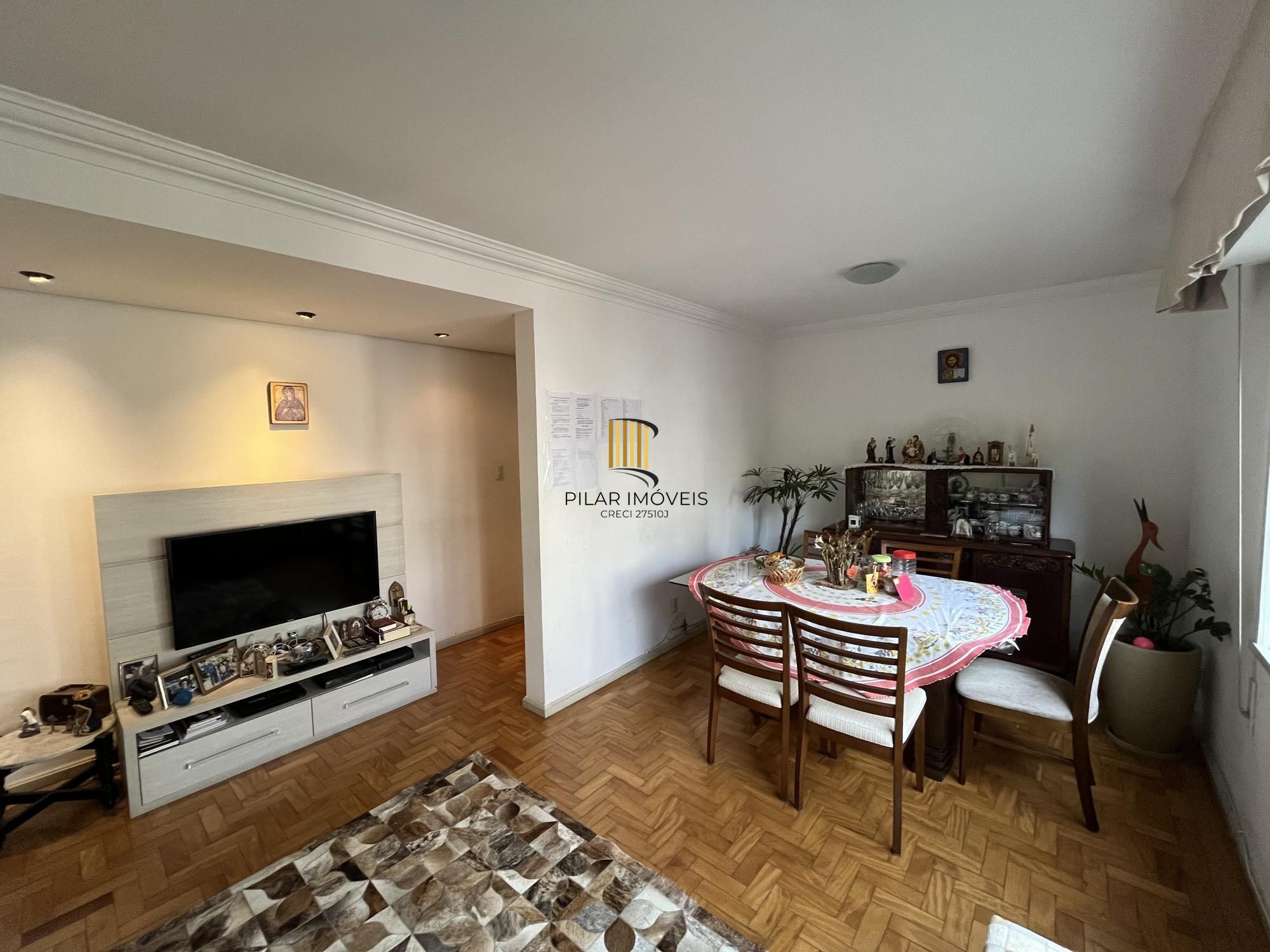 Apartamento de 3 quartos, suíte e 1 vaga de garagem no bairro Petrópolis em POA