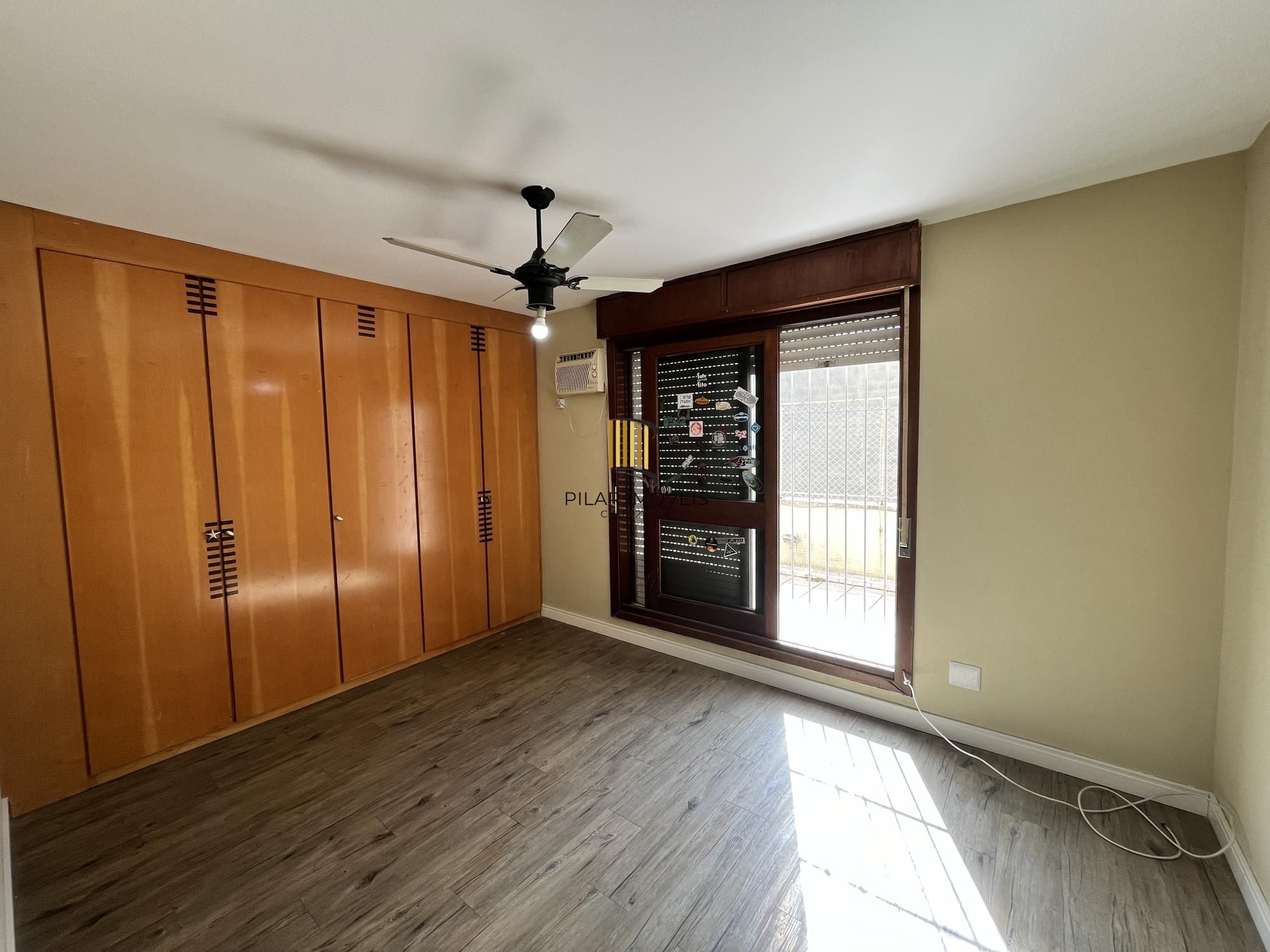 Apartamento de 4 quartos, suíte, amplo closet, dependência e 2 vagas de garagem