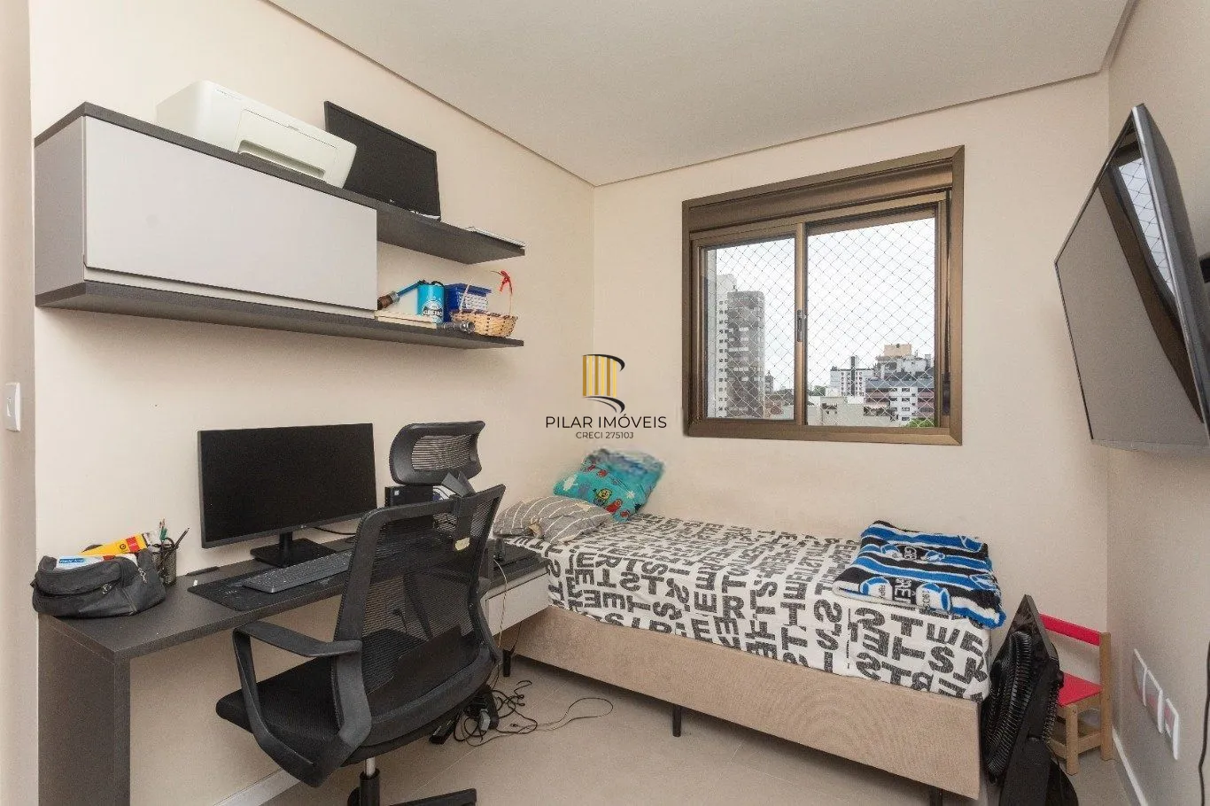 Apartamento de 3 quartos, suíte e 1 vaga de garagem no bairro Passo da Areia POA