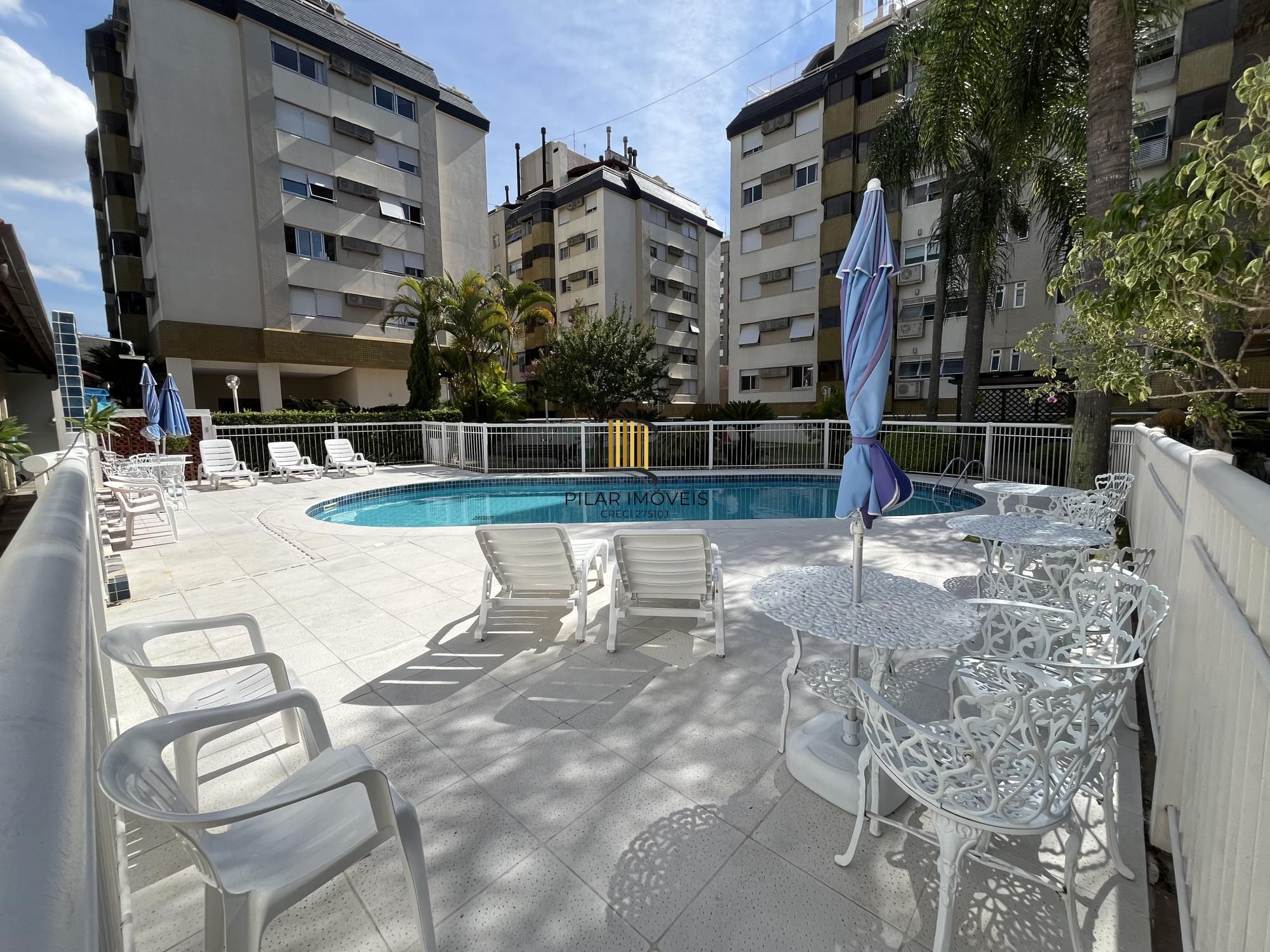 Apartamento de 3 quartos, suíte e 1 vaga de garagem no bairro Cristo Redentor