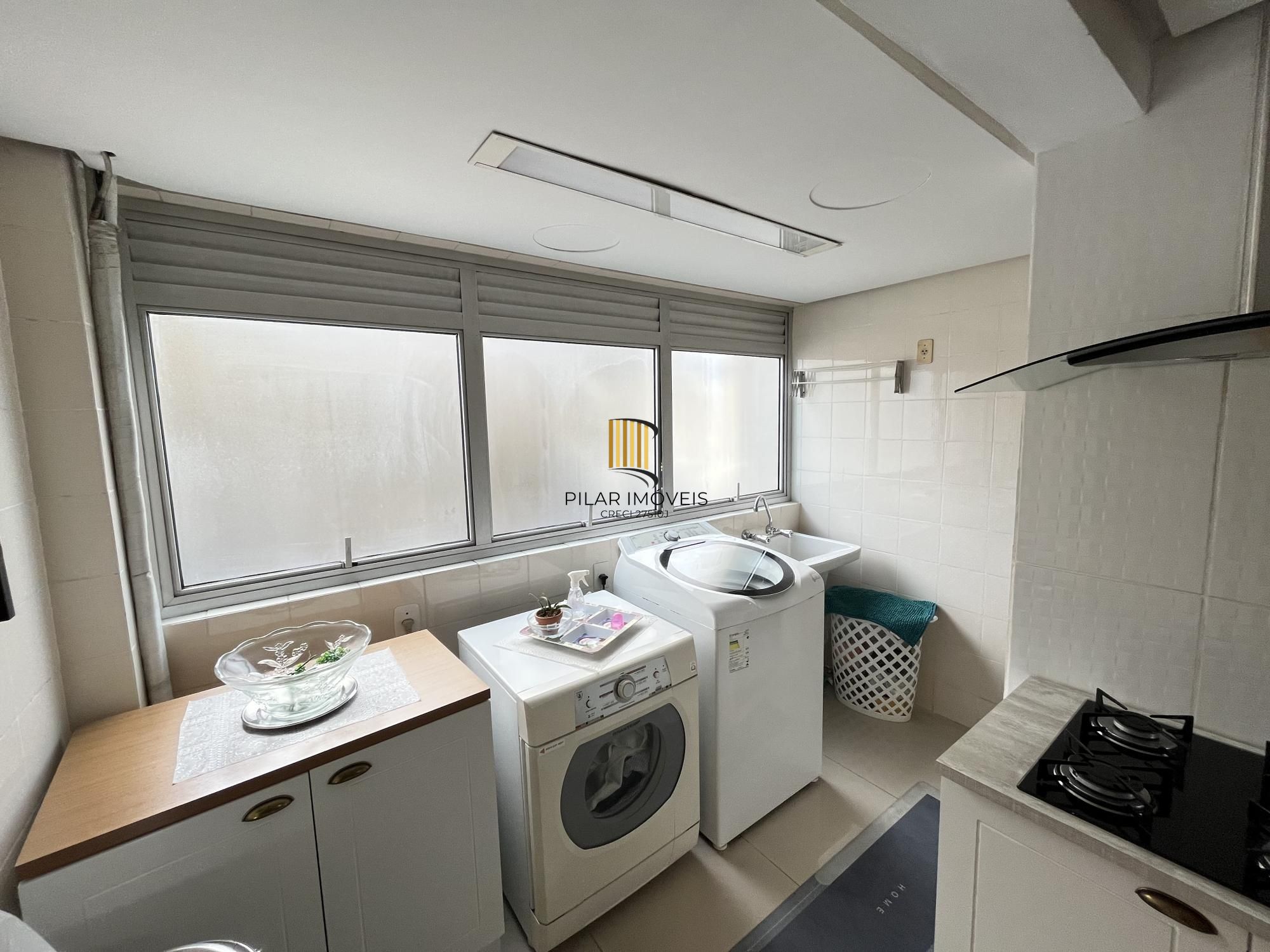 Apartamento de 3 quartos, suíte e 1 vaga de garagem no bairro Cristo Redentor