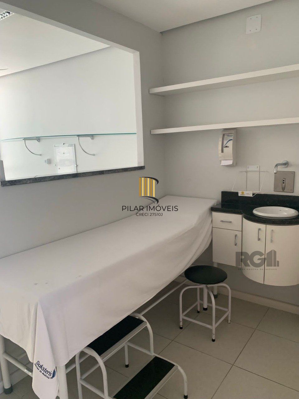 Prédio Comercial no bairro Bom Fim