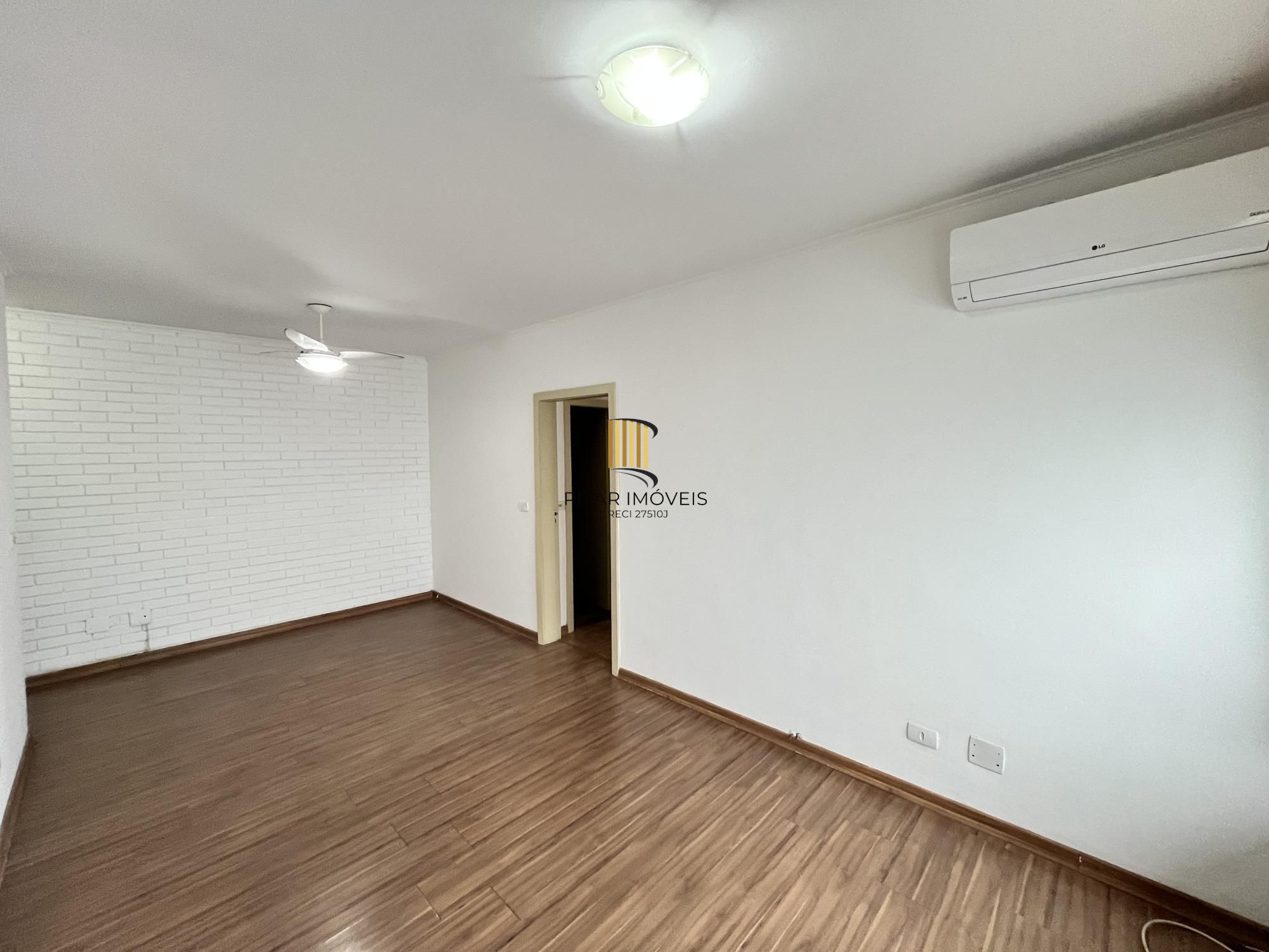 Apartamento de 3 quartos, churrasqueira e 1 vaga de garagem bairro Petrópolis