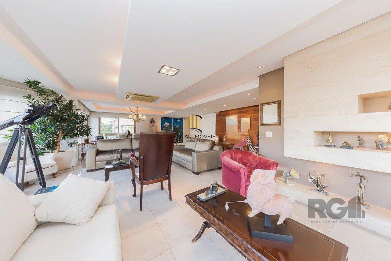 Apartamento para Venda - 156.76m², 3 dormitórios, sendo 3 suites, 3 vagas - Bela Vista