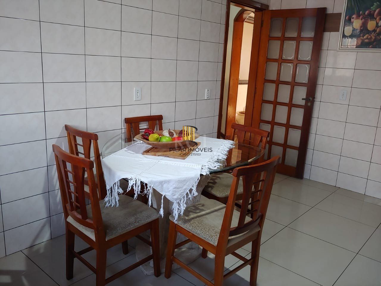 Casa para Venda - 250m², 3 dormitórios, sendo 1 suites, 5 vagas - Santa Rosa