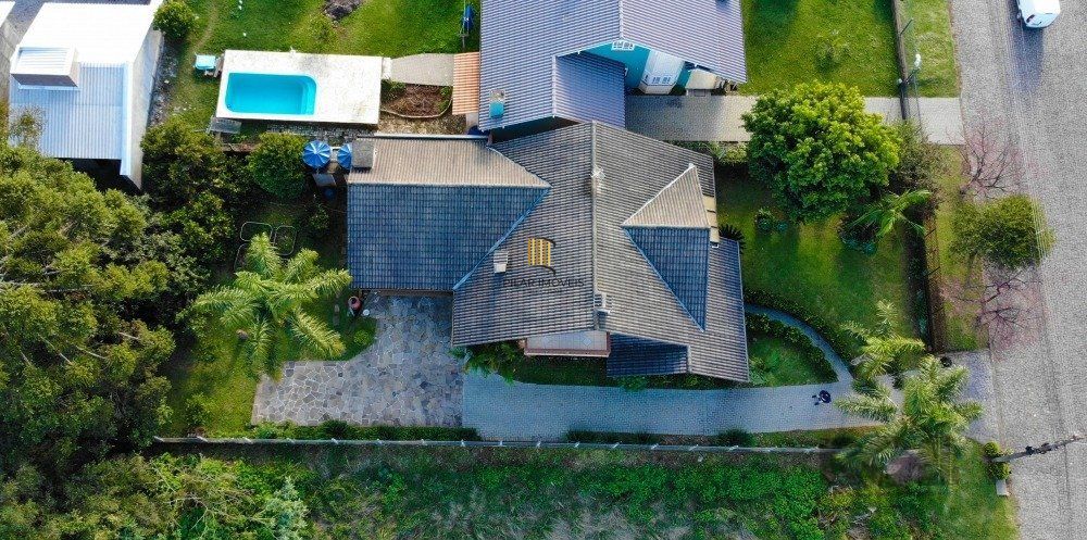 Casa 3 dormitórios no bairro Bavária