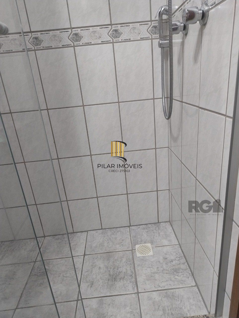 Apartamento para Venda - 72.98m², 3 dormitórios, suíte e 1 vaga - Menino Deus