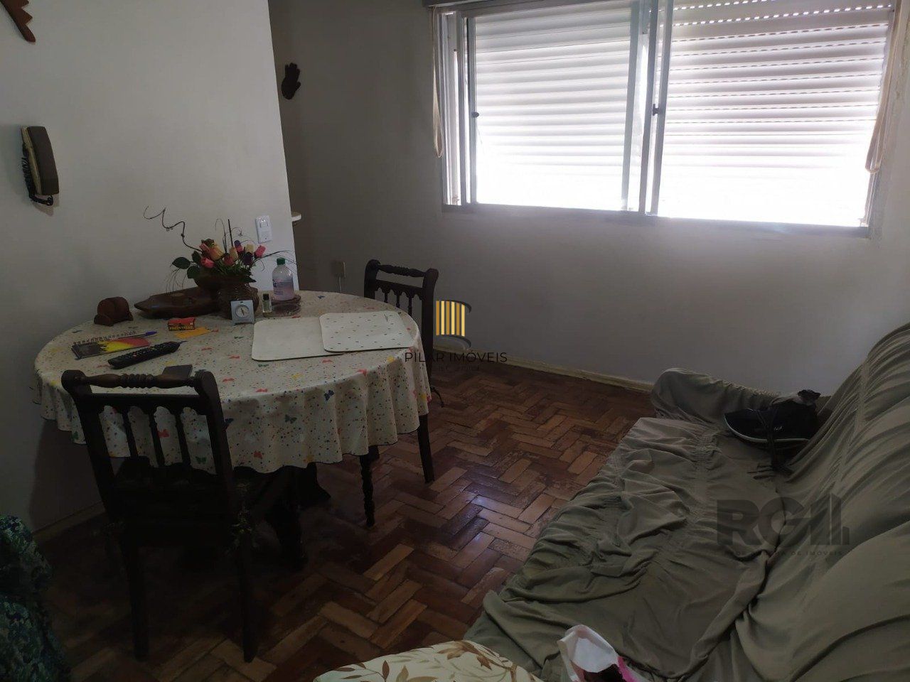 Vende Apartamento no Bairro Partenon em Porto Alegre