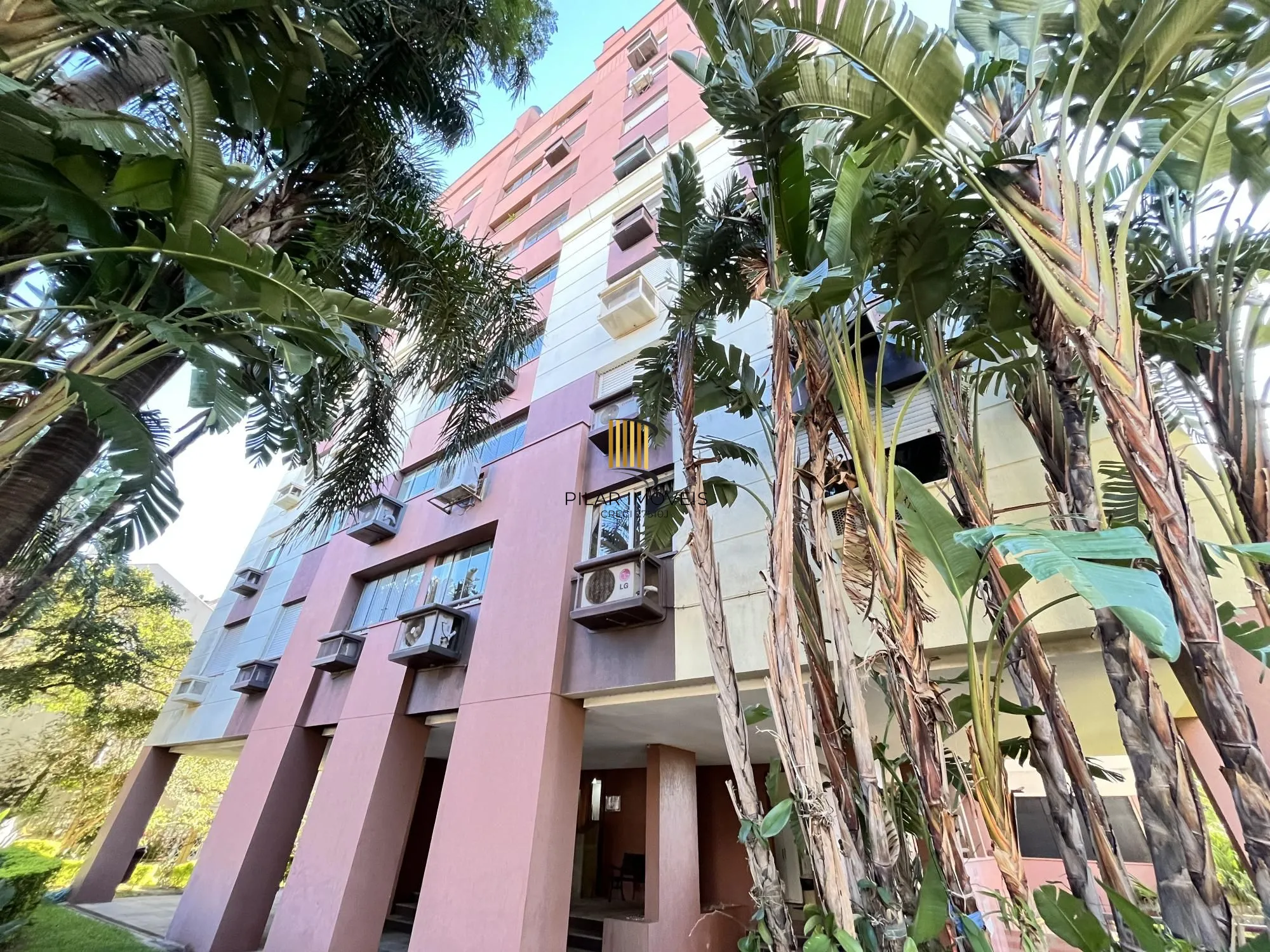 Apartamento de 3 quartos e 1 vaga de garagem no bairro Chácara da Pedras em POA