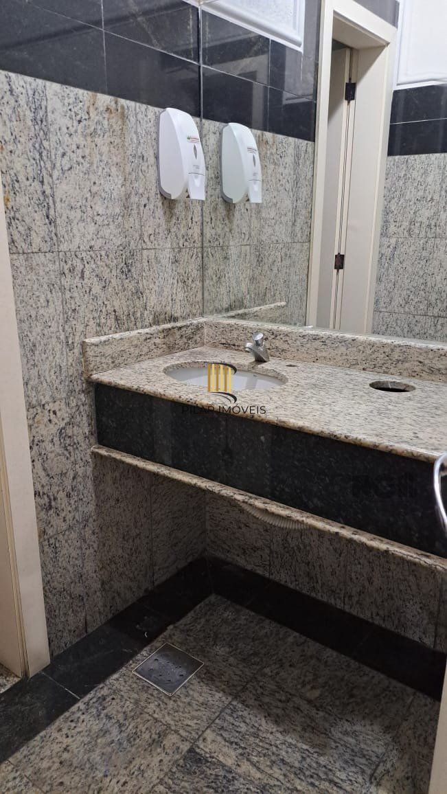 Prédio Comercial no bairro Centro Histórico