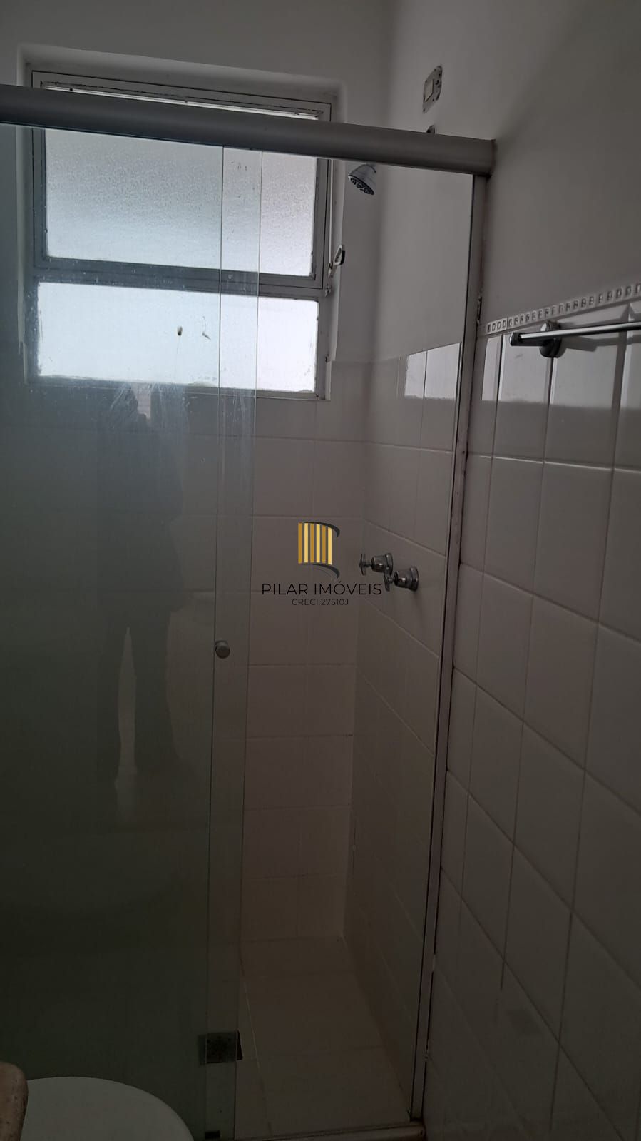 Cobertura de 3 quartos, suíte e 1 vaga de garagem no bairro Bom Fim em POA/RS