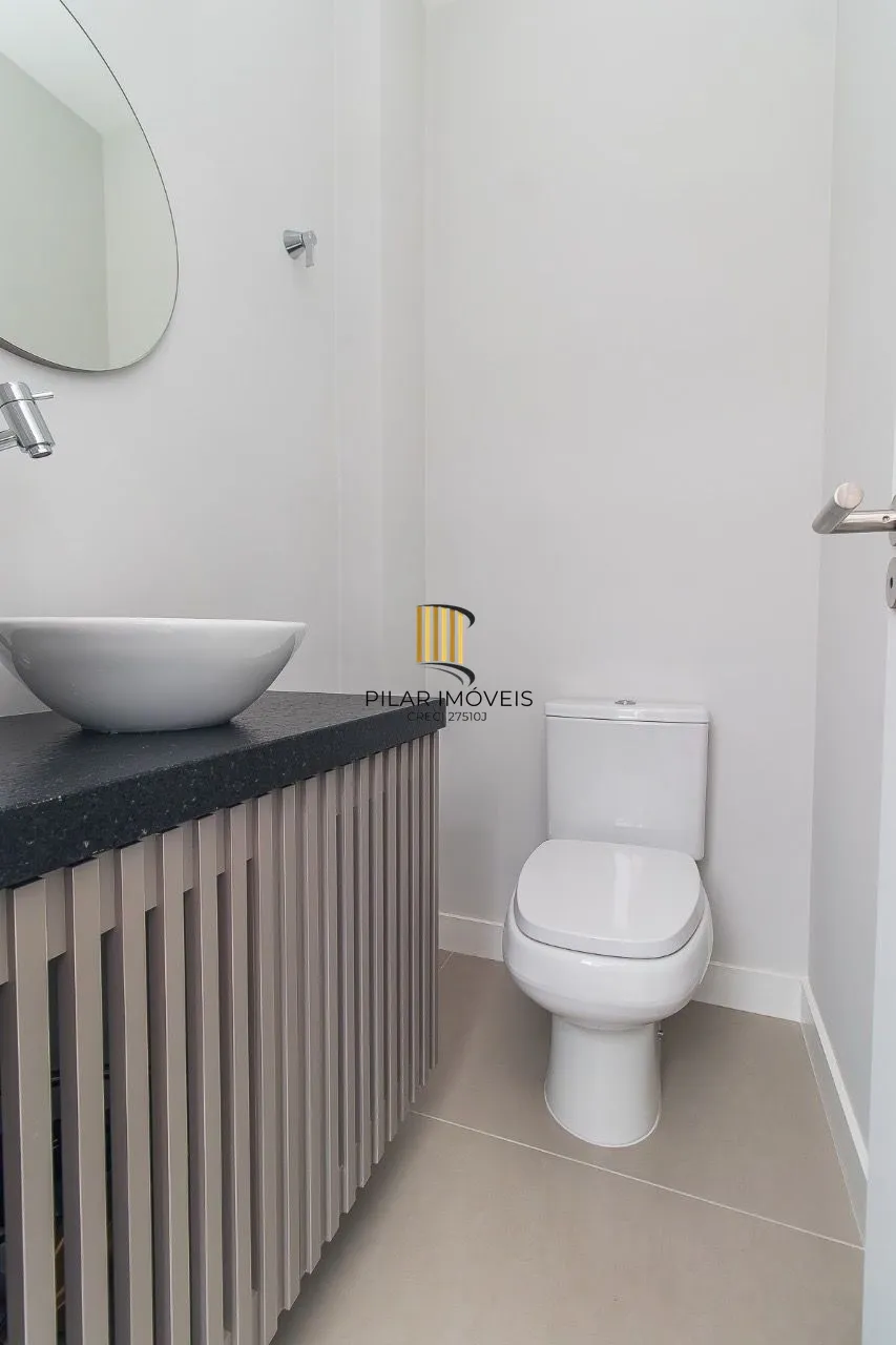 Apartamento à venda semimobiliado, decorado por arquiteta e pronto para morar.
