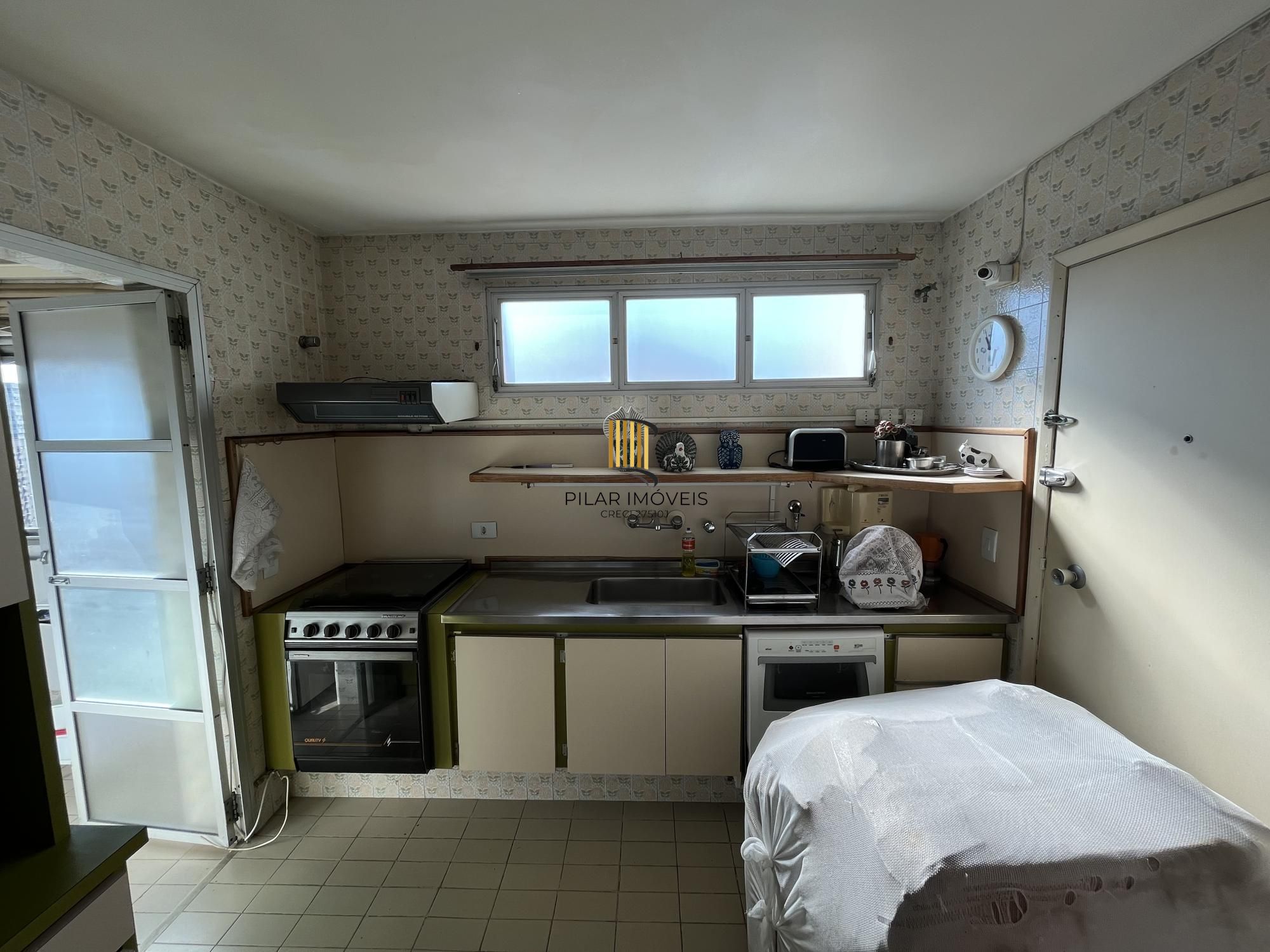 Apartamento de 3 quartos, suíte, dependência de empregada e 2 vagas Bela Vista