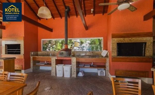 Apartamento de 3 quartos, suíte e 1 vaga de garagem no bairro Menino Deus em POA
