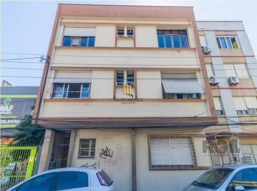 Apartamento de 2 quartos transformados em um no bairro Santa Cecília em POA/RS - Pilar Imóveis
