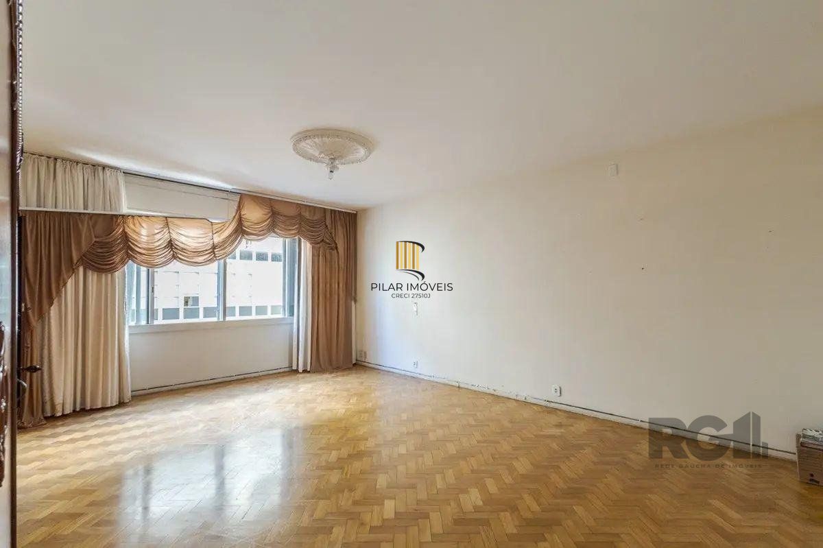Apartamento 4 dormitorios vaga e elevador Centro Histórico Porto Alegre