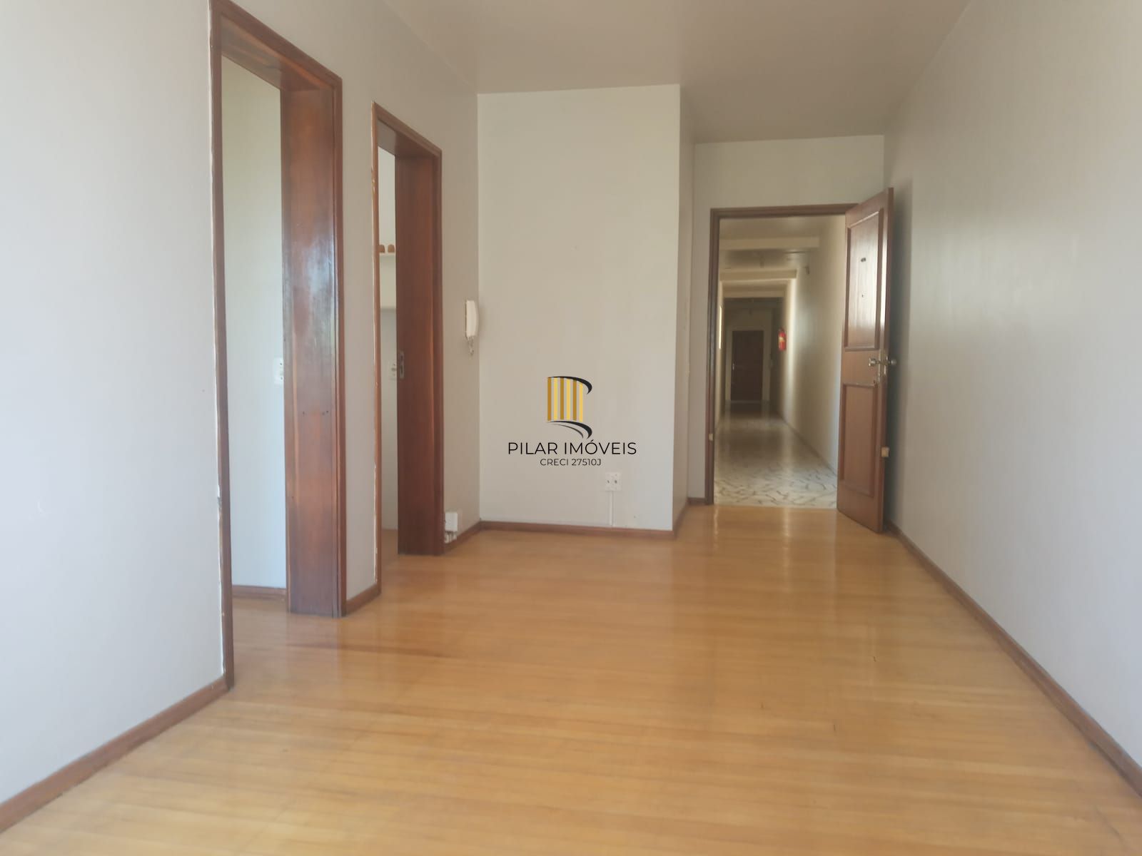 EXCLSUSIVIDADE! Apartamento de 1 quarto, sala, cozinha e banheiro no Centro POA