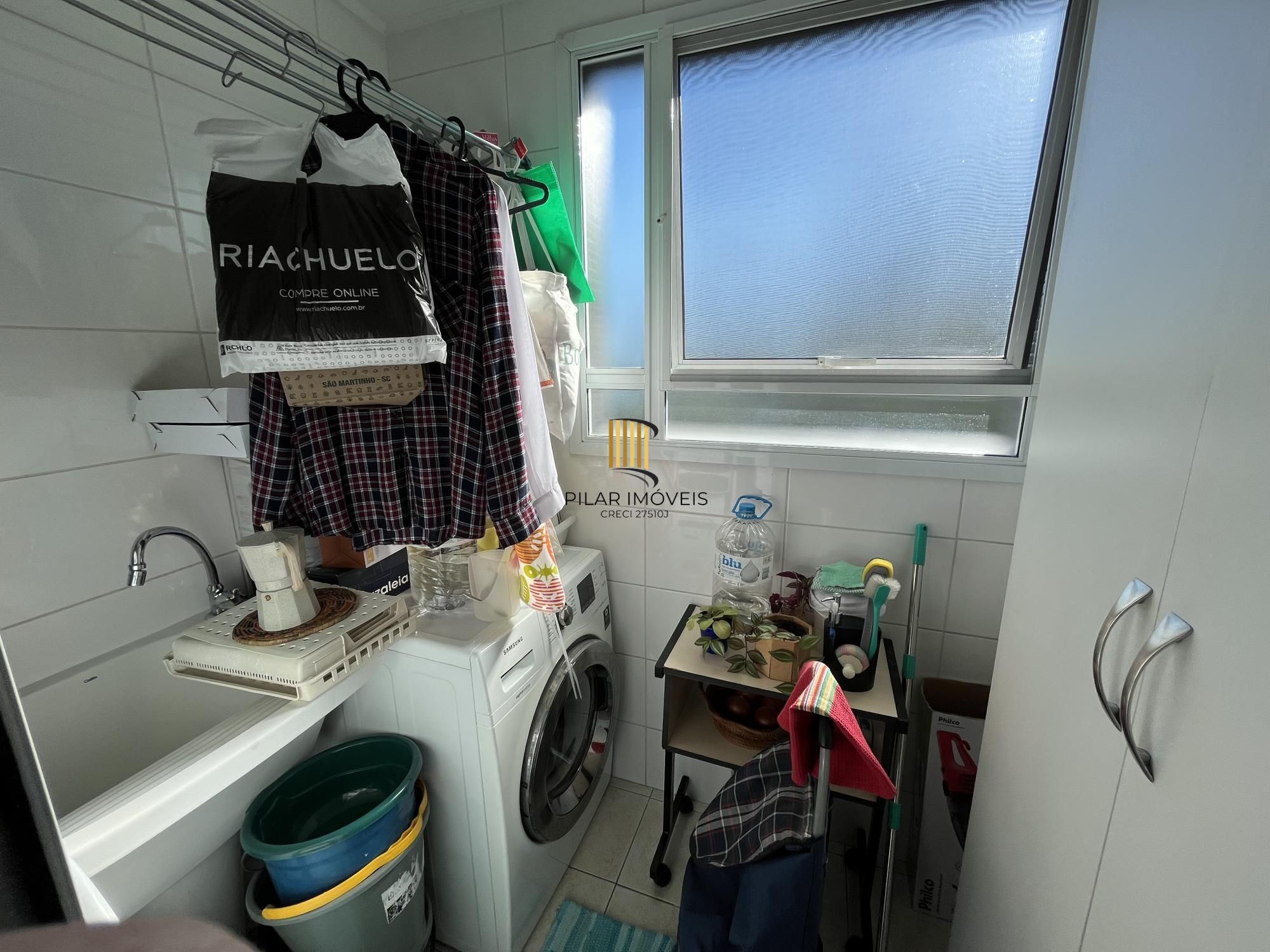 Apartamento de 2 quartos, suíte e 1 vaga de garagem no bairro Rio Branco em POA
