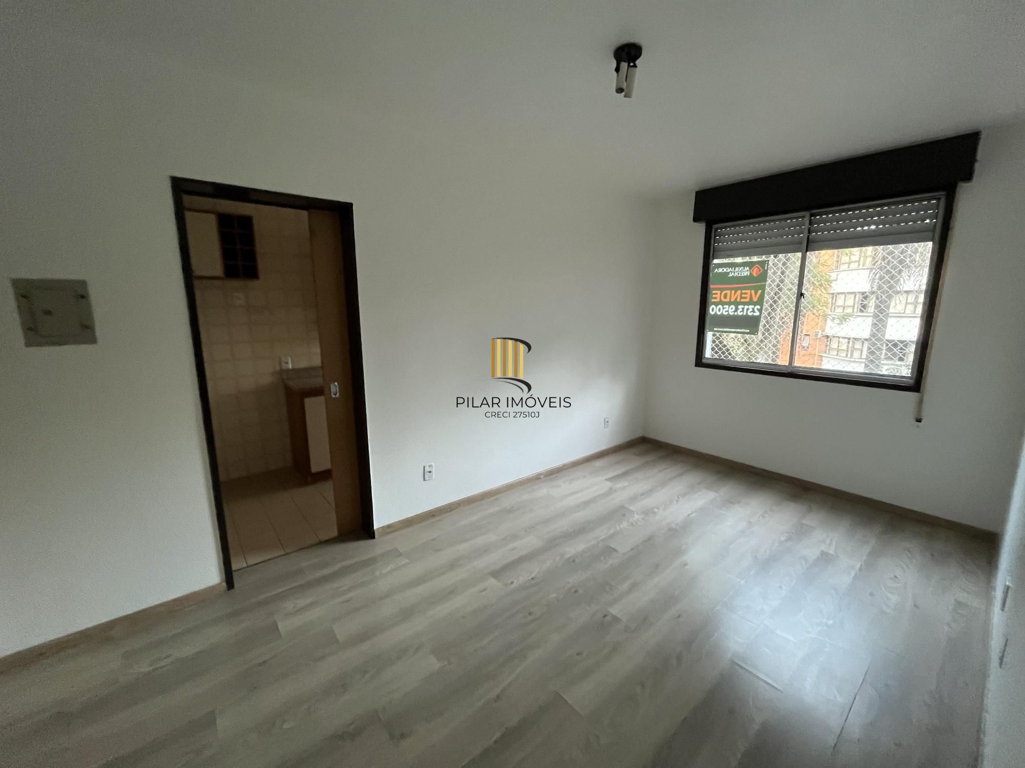 Apartamento de um quarto com uma vaga de garagem por convenção na Av. Ipiranga