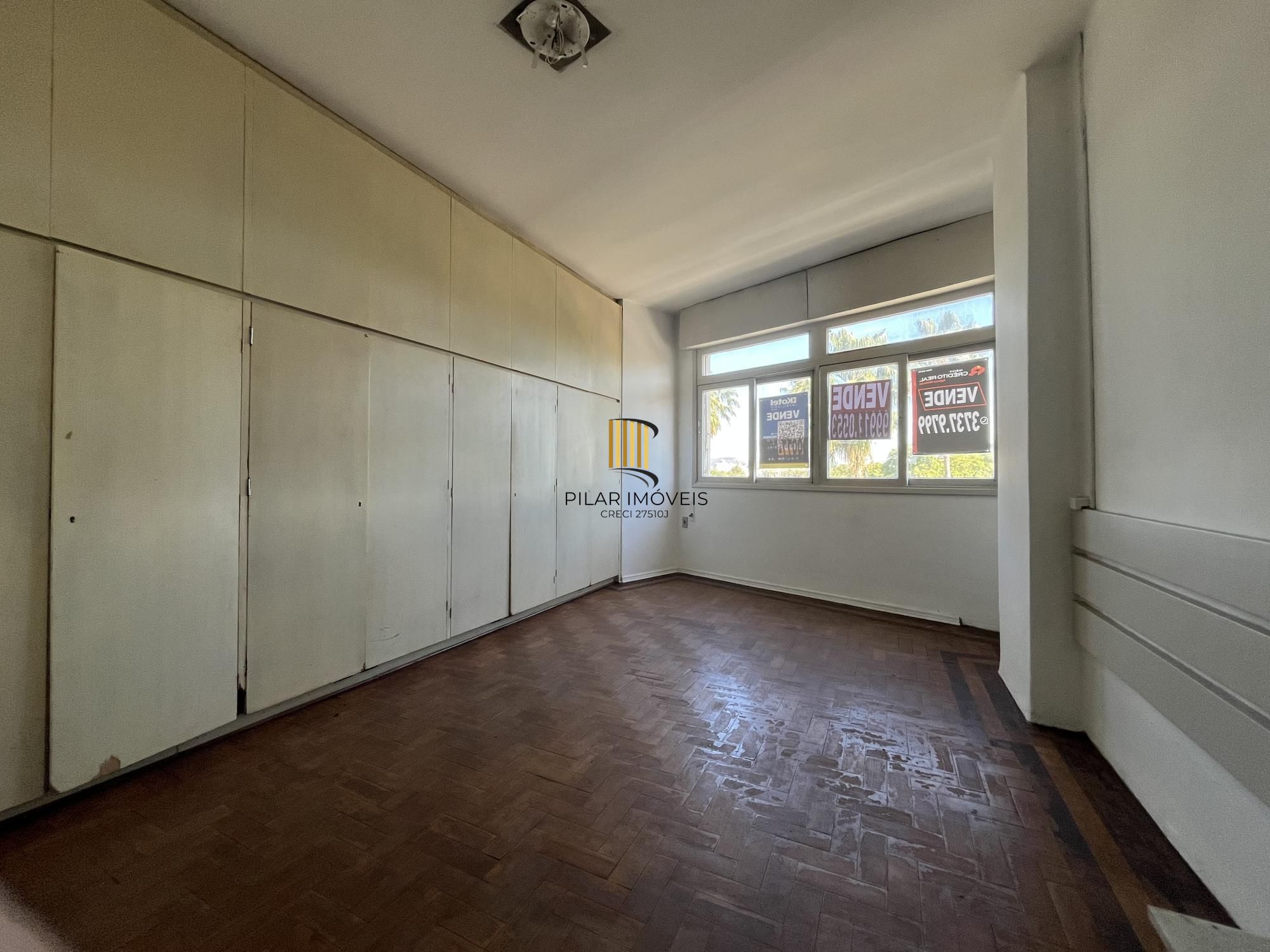 Apartamento 3 dormitórios em frente à Redenção
