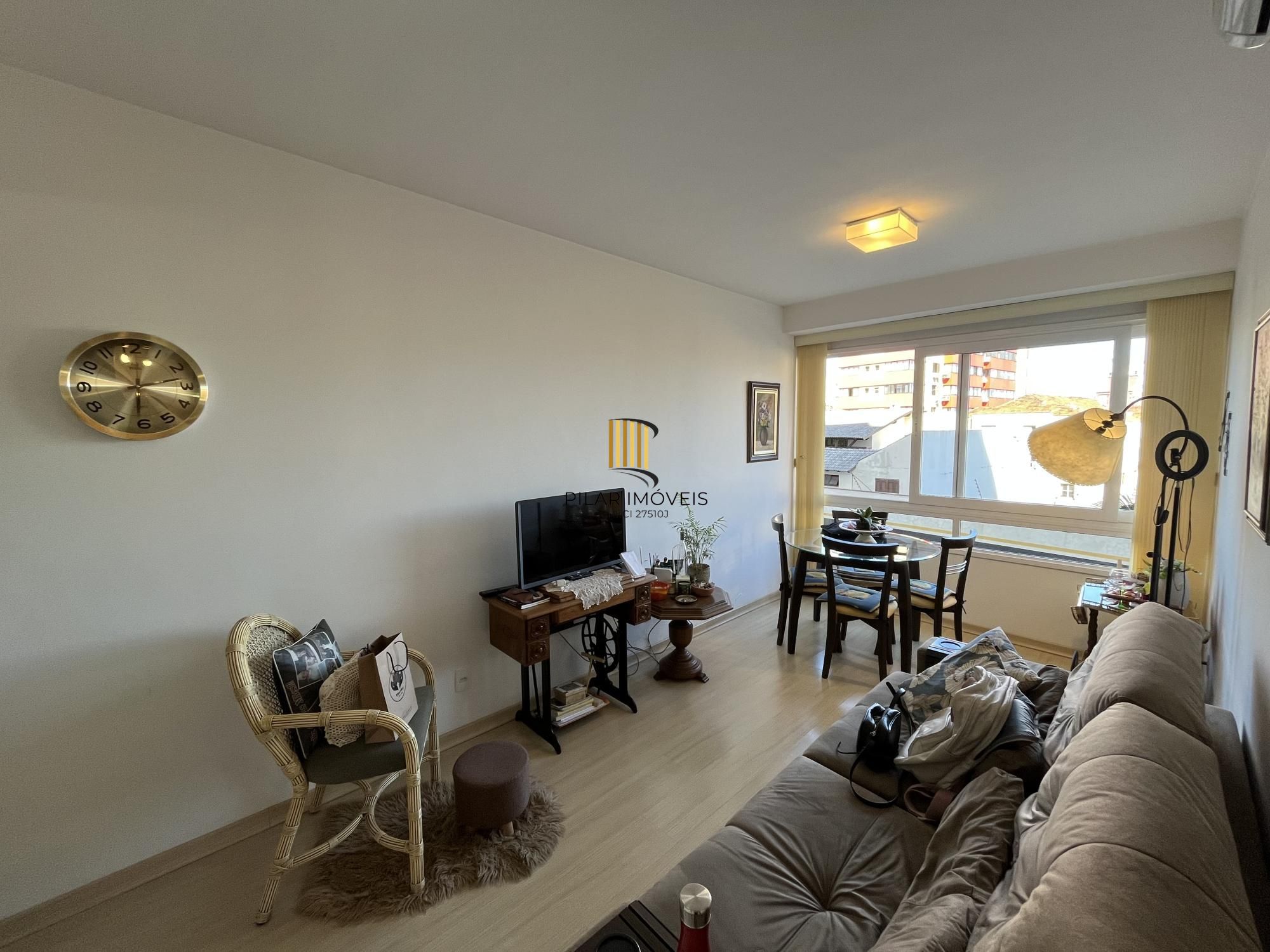 SPOT - Apartamento de um dormitório com garagem na Cidade Baixa