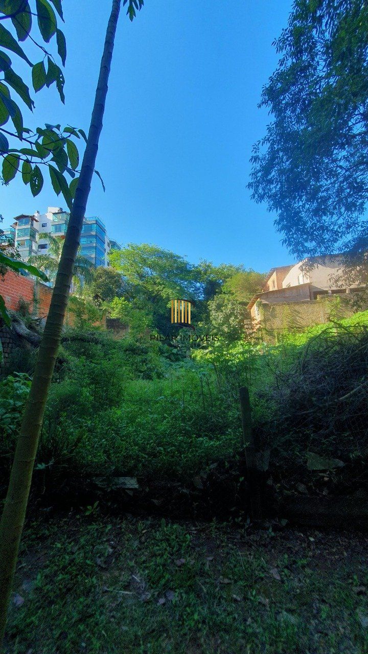 Casa 3 dormitórios no bairro Bom Jesus