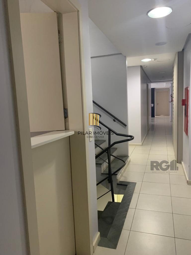 Prédio Comercial no bairro Bom Fim