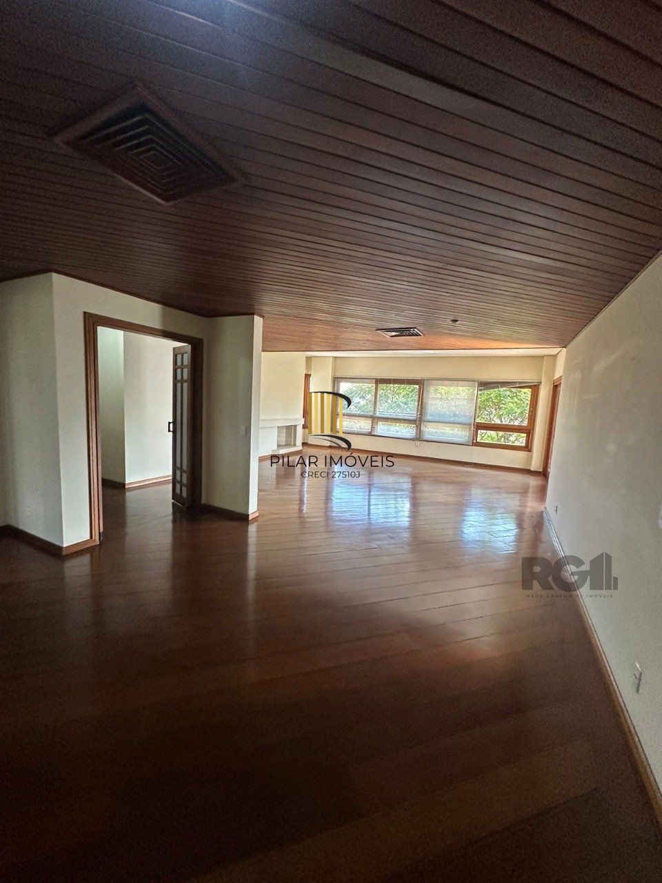 Apartamento de 3 quartos, suíte e 3 vagas de garagem no bairro Bela Vista